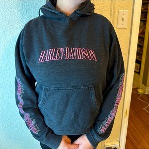 women’s Harley Davidson hoodie - women’s size L